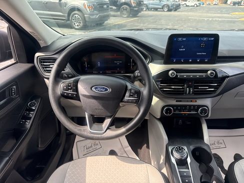 Used 2025 Ford Escape Active FWD image 17