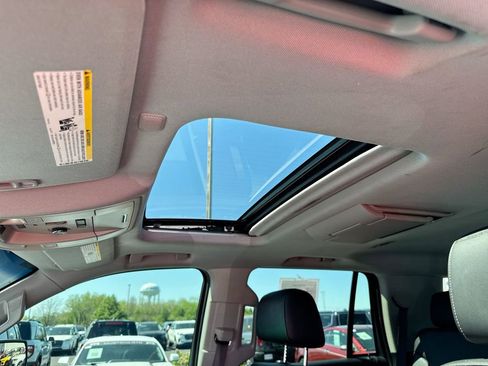 Used 2016 Chevrolet Tahoe LT image 20