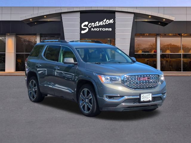 Used 2017 GMC Acadia Denali w/ Technology Package AWD/4WD image 7