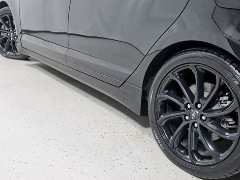 Used 2020 Lincoln MKZ Reserve w/ Monochromatic Package image 12