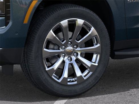 New 2026 Chevrolet Suburban Premier w/ Sun And Tow Package image 9
