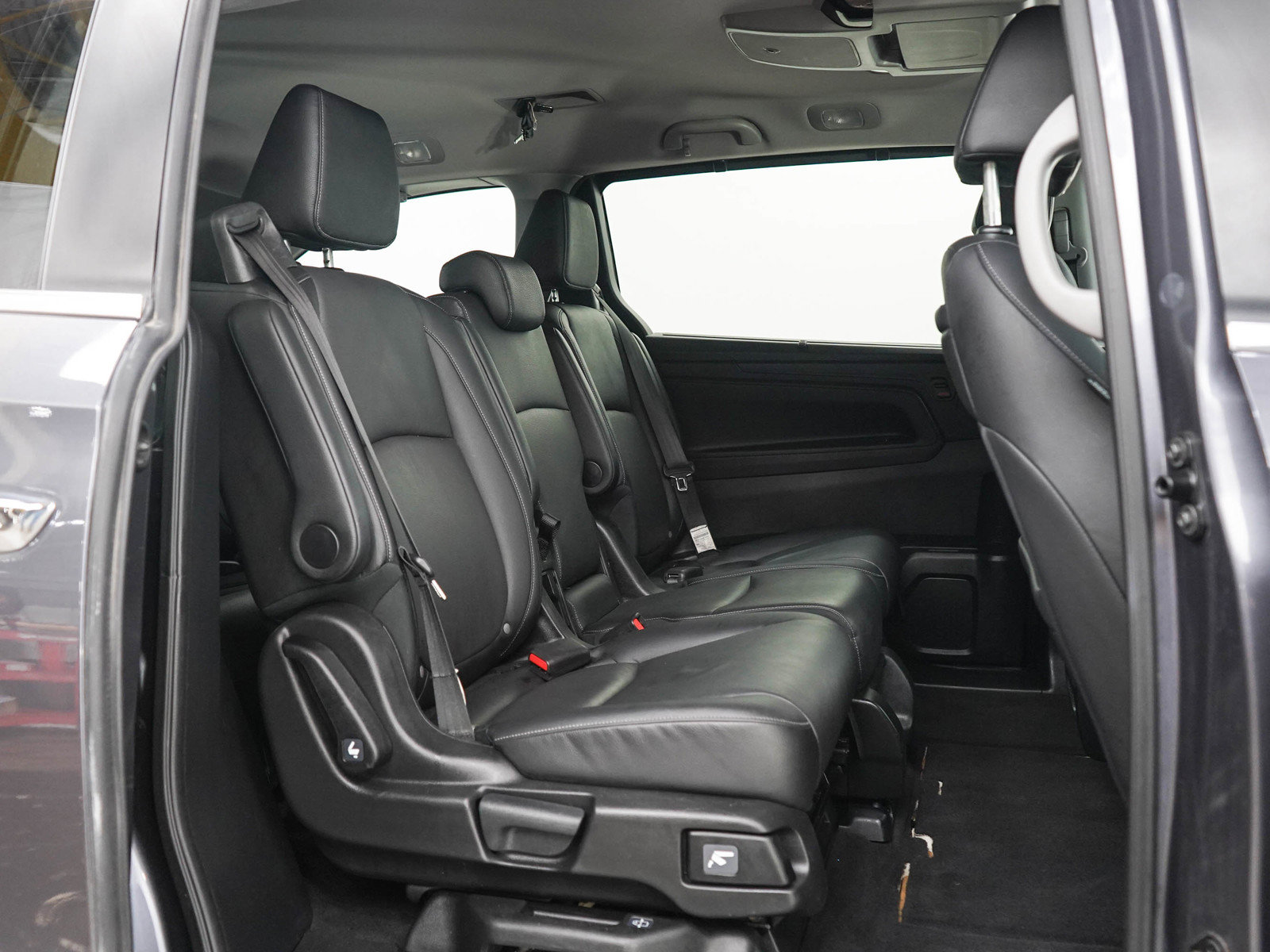 Used 2024 Honda Odyssey Touring image 12
