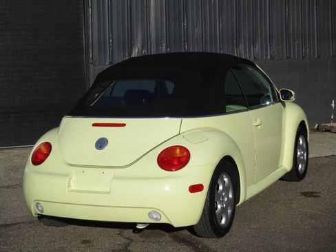 Used 2003 Volkswagen Beetle GLS image 9