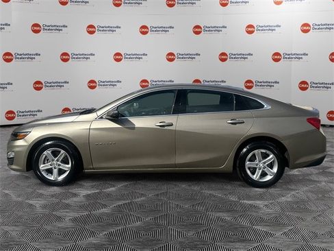 Used 2023 Chevrolet Malibu LT image 2