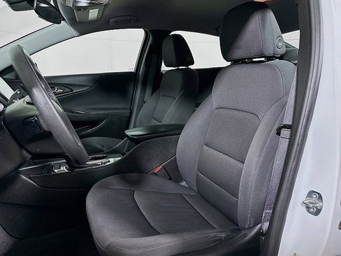 Used 2023 Chevrolet Malibu LT image 11