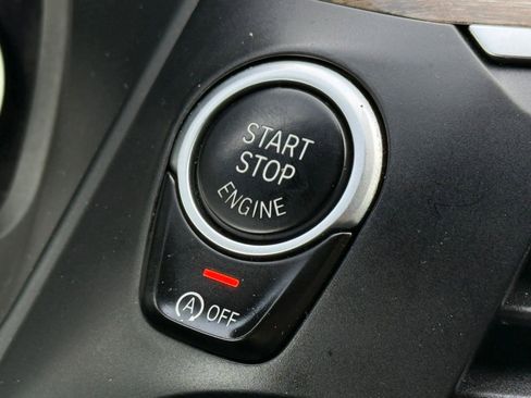 Used 2019 BMW X3 sDrive30i w/ Driving Assistance Package RWD image 29
