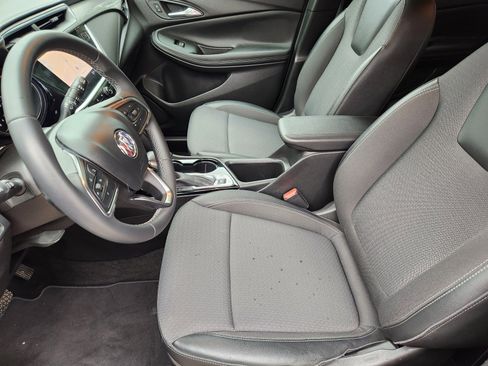 Used 2022 Buick Encore GX Select w/ Advanced Technology Package FWD image 10