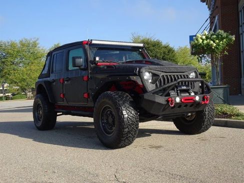 Used 2023 Jeep Wrangler Unlimited Sport image 26