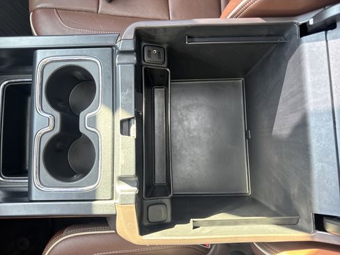 Used 2018 Chevrolet Silverado 2500 High Country w/ Duramax Plus Package image 25