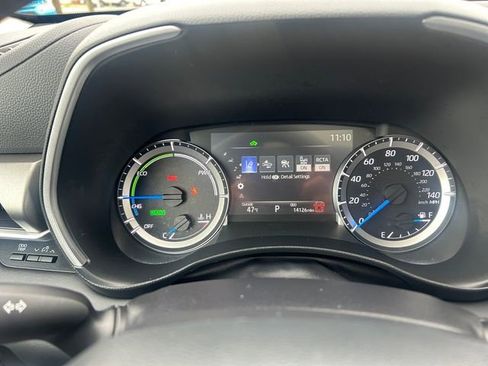 Certified 2024 Toyota Highlander XLE image 14