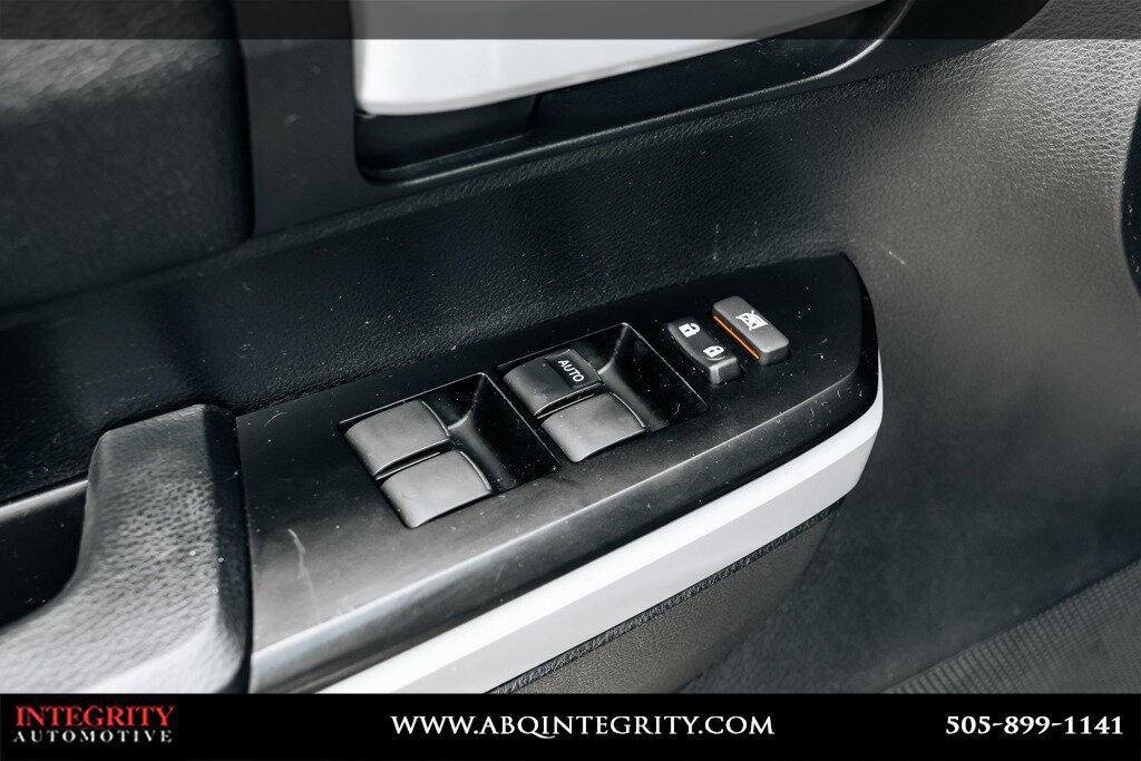 Used 2019 Toyota Tundra SR5 AWD/4WD image 25