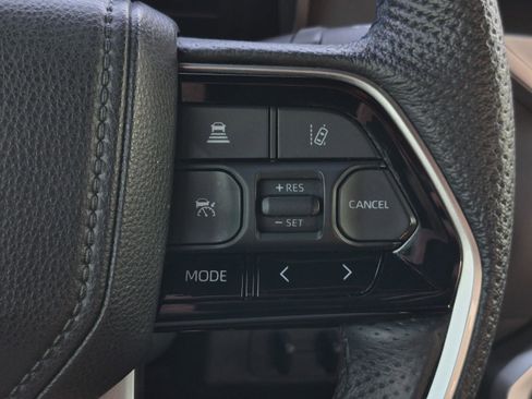 Used 2023 Toyota Tundra Platinum AWD/4WD image 29