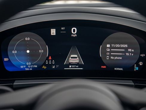 New 2025 Porsche Macan 4S Electric image 15