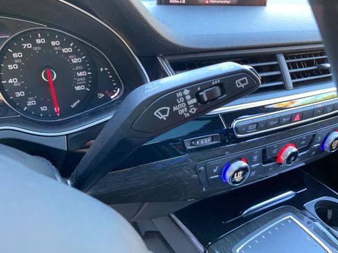 Used 2019 Audi Q7 3.0T Premium w/ Convenience Package AWD/4WD image 76