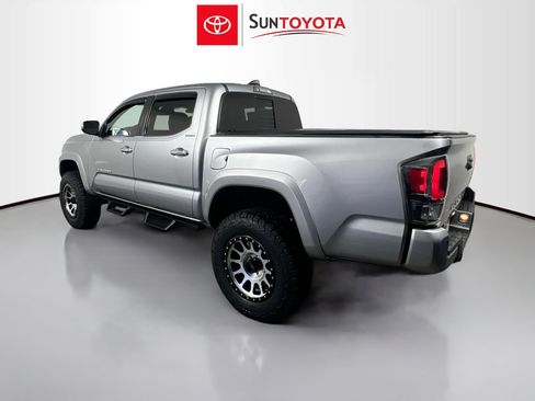 Used 2023 Toyota Tacoma Limited RWD image 6