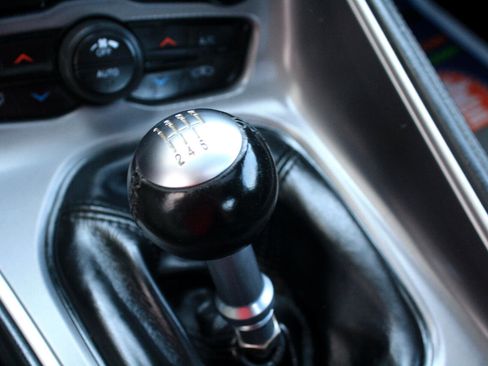 Used 2020 Dodge Challenger R/T w/ Shaker Package image 20