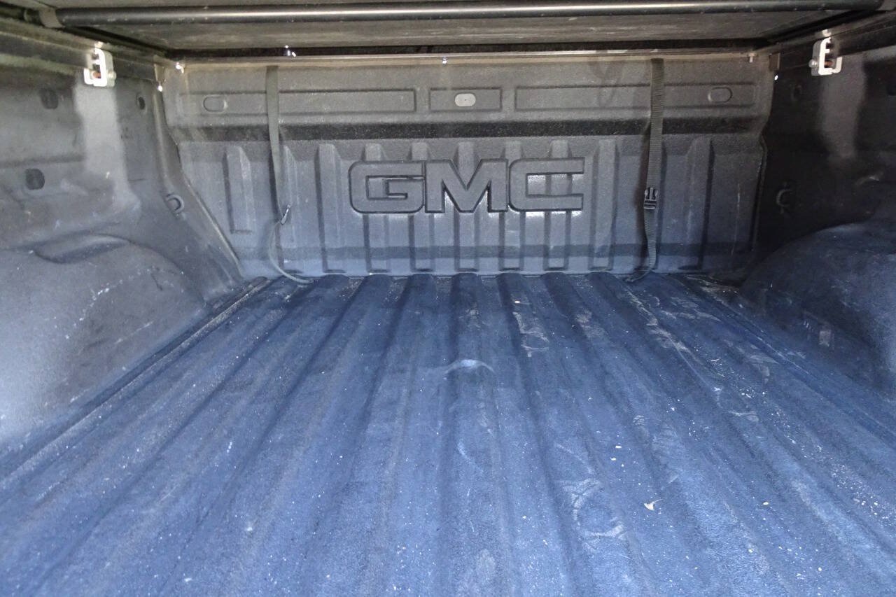 Used 2017 GMC Canyon SLT w/ Trailering Package AWD/4WD image 10