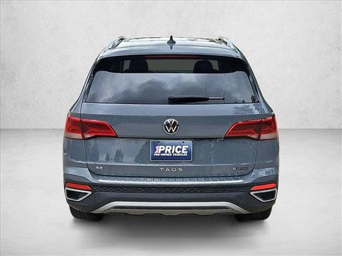Used 2023 Volkswagen Taos SE w/ Panoramic Sunroof Package AWD/4WD image 7