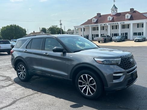 Used 2022 Ford Explorer ST-Line w/ Class IV Trailer Tow Package AWD/4WD image 4