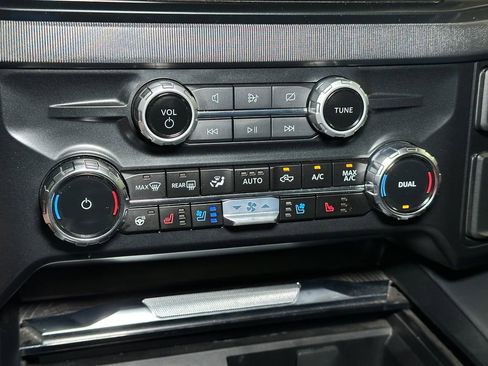 Certified 2024 Ford F250 Platinum AWD/4WD image 46