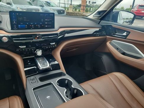 Used 2025 Acura MDX FWD w/ Technology Package image 19