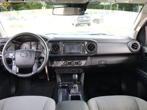 Used 2019 Toyota Tacoma SR w/ SR Convenience Package RWD image 17