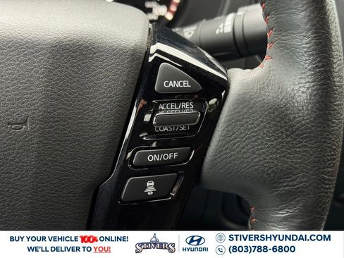 Used 2022 Nissan Frontier PRO-4X image 32