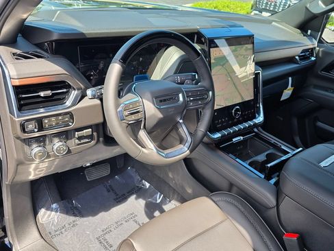 New 2026 GMC Yukon Denali w/ Advanced Technology Package AWD/4WD image 12