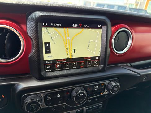 Used 2021 Jeep Wrangler Unlimited Rubicon AWD/4WD image 22