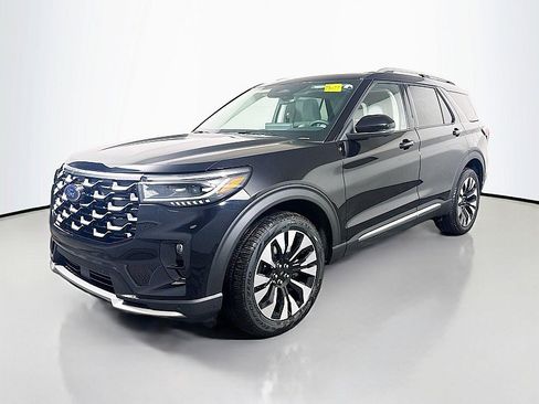 New 2026 Ford Explorer Platinum AWD/4WD image 3