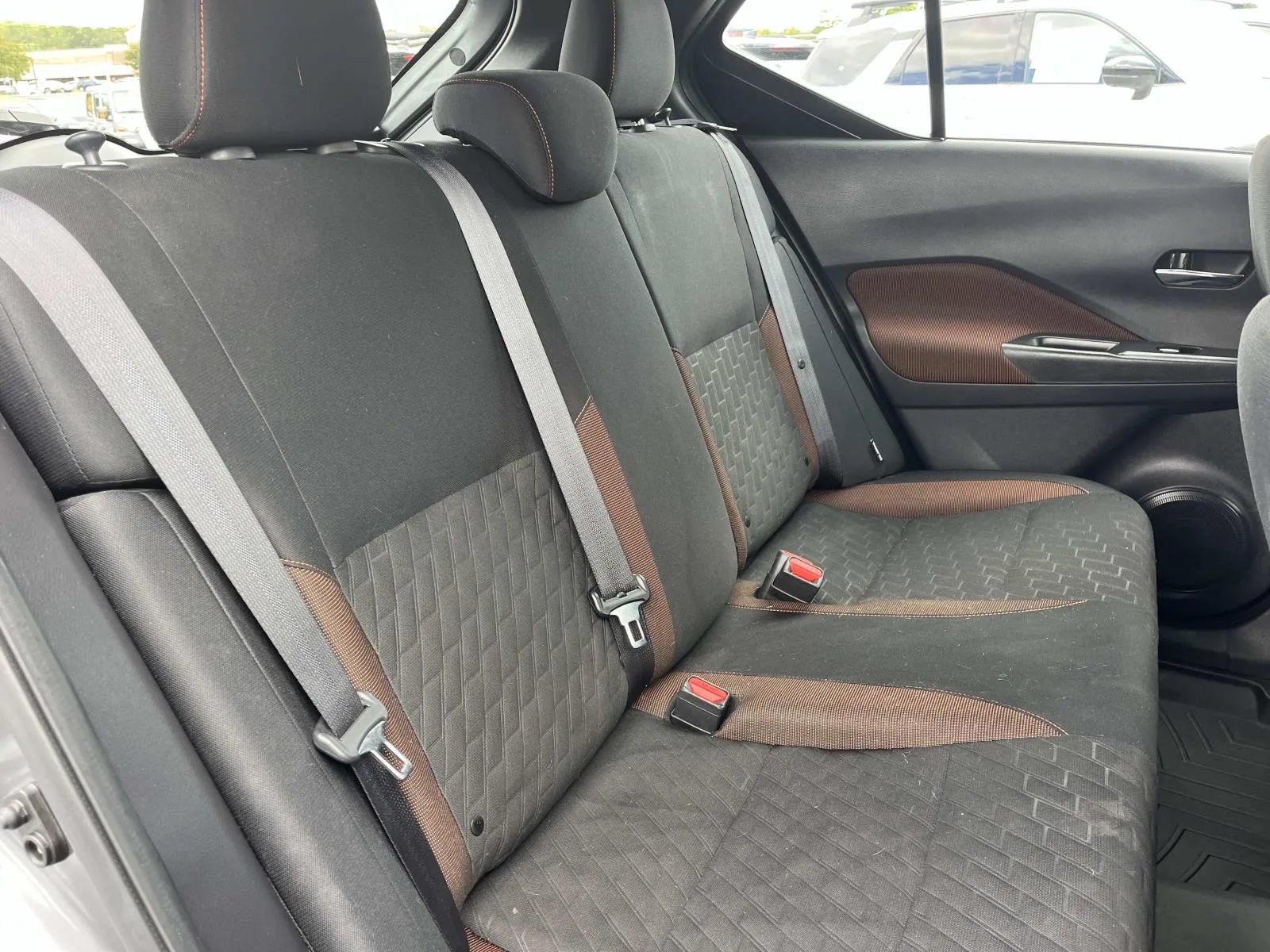 Used 2023 Nissan Kicks SR w/ Exterior Package FWD image 22