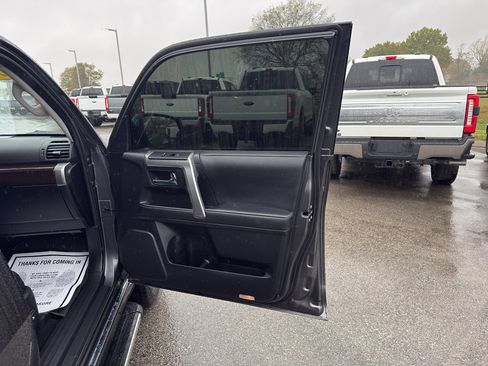 Used 2023 Toyota 4Runner Limited image 14