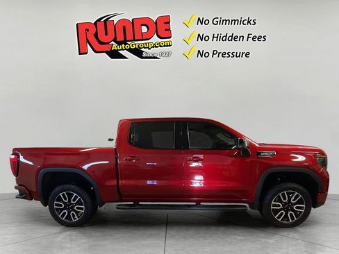 Used 2024 GMC Sierra 1500 AT4 w/ Technology Package image 4