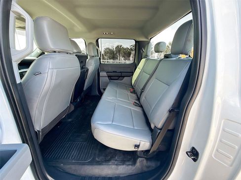 Used 2024 Ford F250 XL w/ XL Chrome Package AWD/4WD image 3