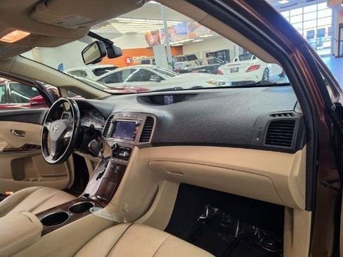 Used 2009 Toyota Venza FWD image 15