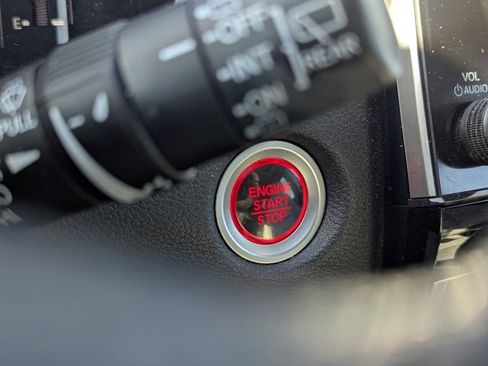 Used 2019 Honda CR-V EX image 34