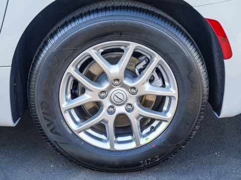 New 2026 Chrysler Pacifica Select image 10