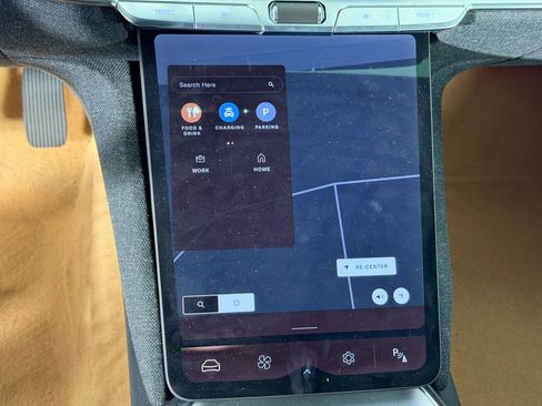 Used 2023 Lucid Air Touring image 23