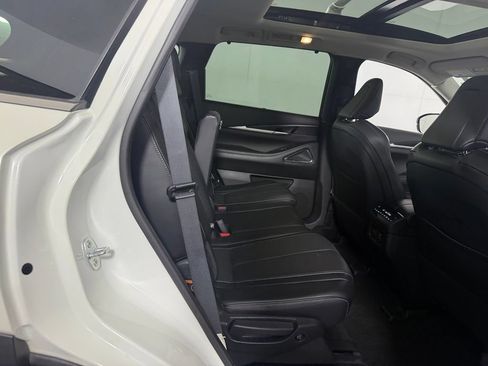 Used 2023 INFINITI QX60 Sensory w/ Cargo Package FWD image 26