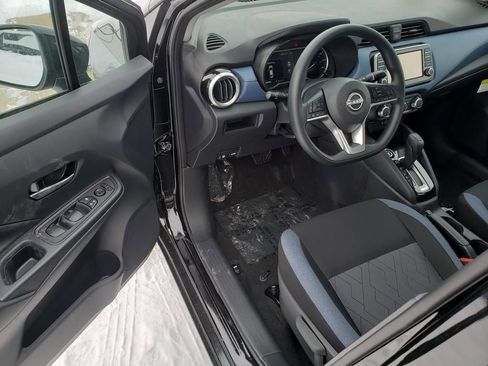 New 2025 Nissan Versa SV w/ Trunk Package FWD image 9