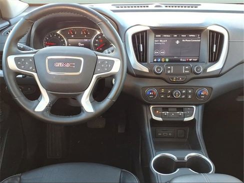 Used 2023 GMC Terrain SLT image 20