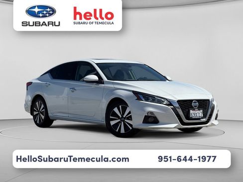 Used 2022 Nissan Altima 2.5 SL FWD image 1