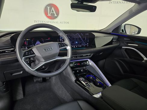 Certified 2025 Audi Q5 Premium Plus w/ Premium Plus image 21