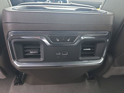 New 2026 GMC Sierra 3500 Denali w/ Technology Package image 14