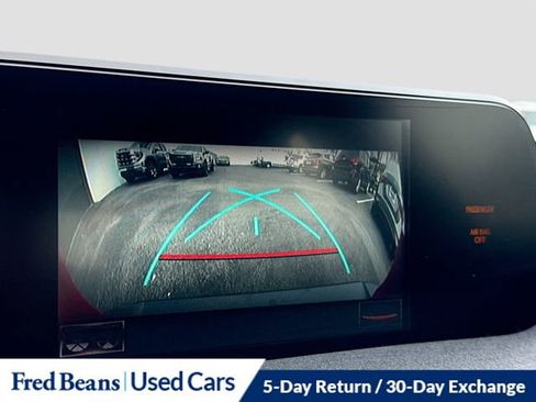 Used 2019 Lexus UX 200 image 15