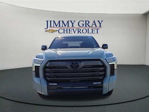 Used 2025 Toyota Tundra Limited image 8
