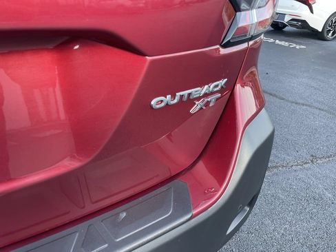 Certified 2025 Subaru Outback Limited XT AWD/4WD image 6