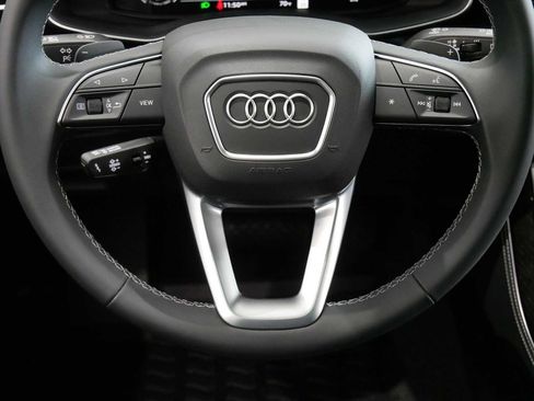 Used 2026 Audi Q7 2.0T Premium Plus w/ Premium Plus Package AWD/4WD image 12