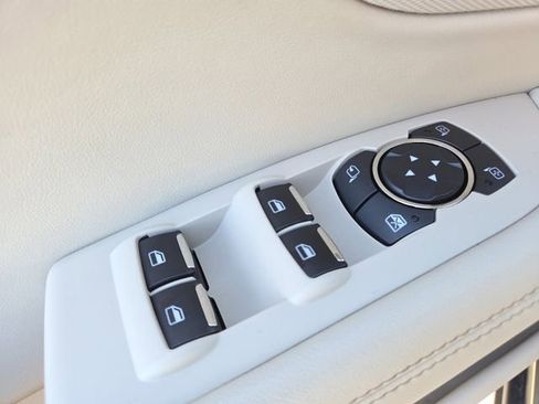 Used 2019 Lincoln MKZ Reserve w/ Reserve Plus Package image 10