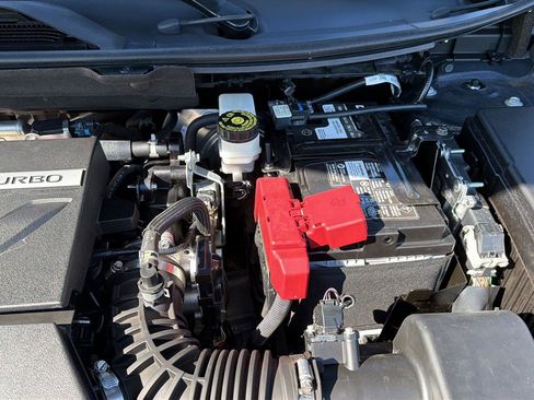 Used 2023 Nissan Rogue SV AWD/4WD image 34